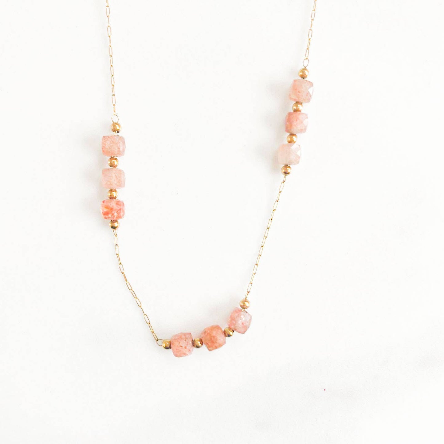 Rodocrosiet halsketting met roze kiezelsteentjes