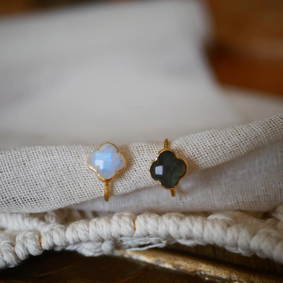 maansteen ring