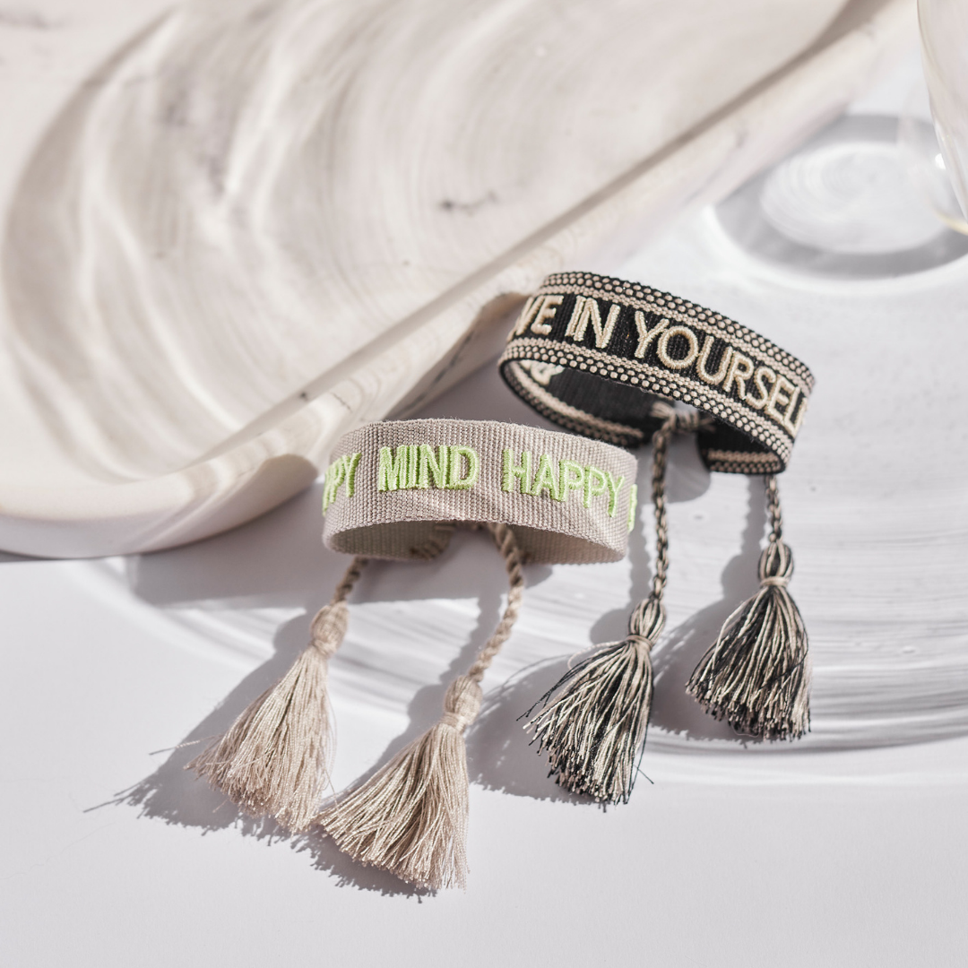 Believe in yourself statement-armband
