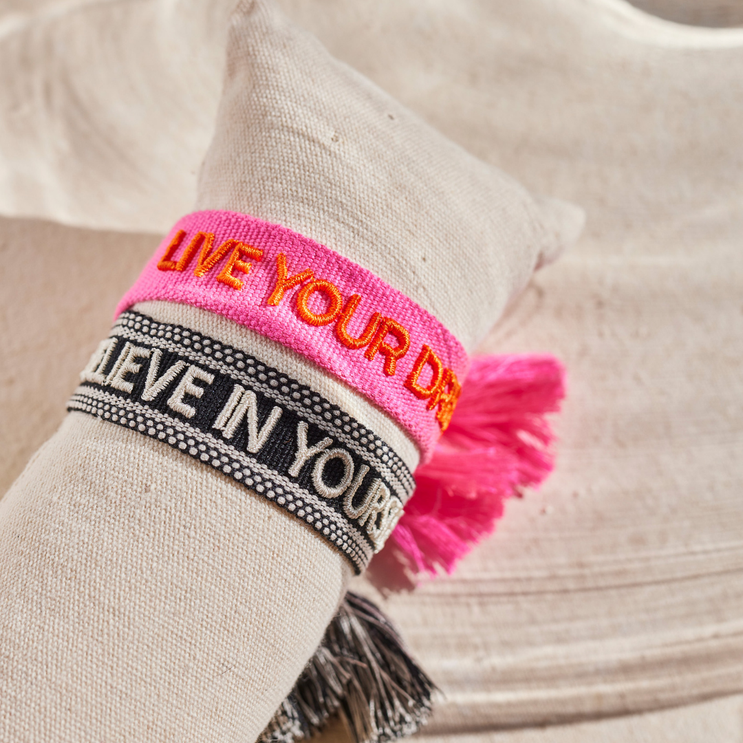 Believe in yourself statement-armband
