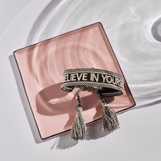 Believe in yourself statement-armband