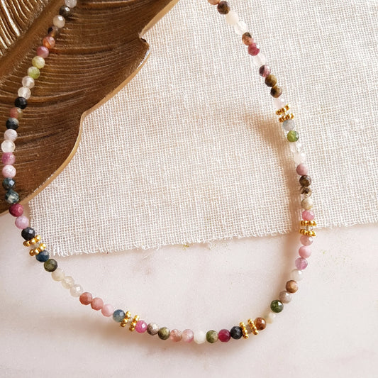 Paola ketting met toermalijn en labradoriet