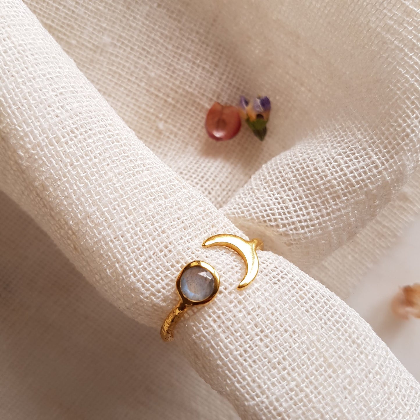 maan ring