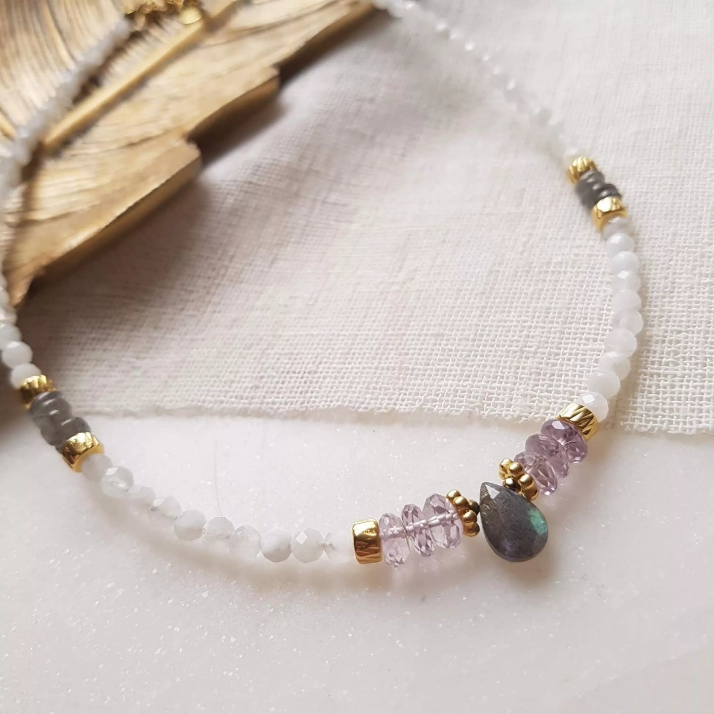 Chanadra Ketting – Labradoriet, Maansteen & rozenkwarts