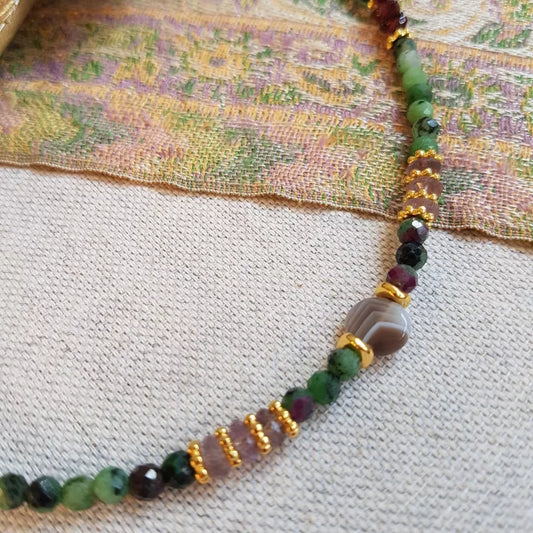 Tara Ketting – Zoisiet-Rubijn, Granaat, Amethist en Agaat